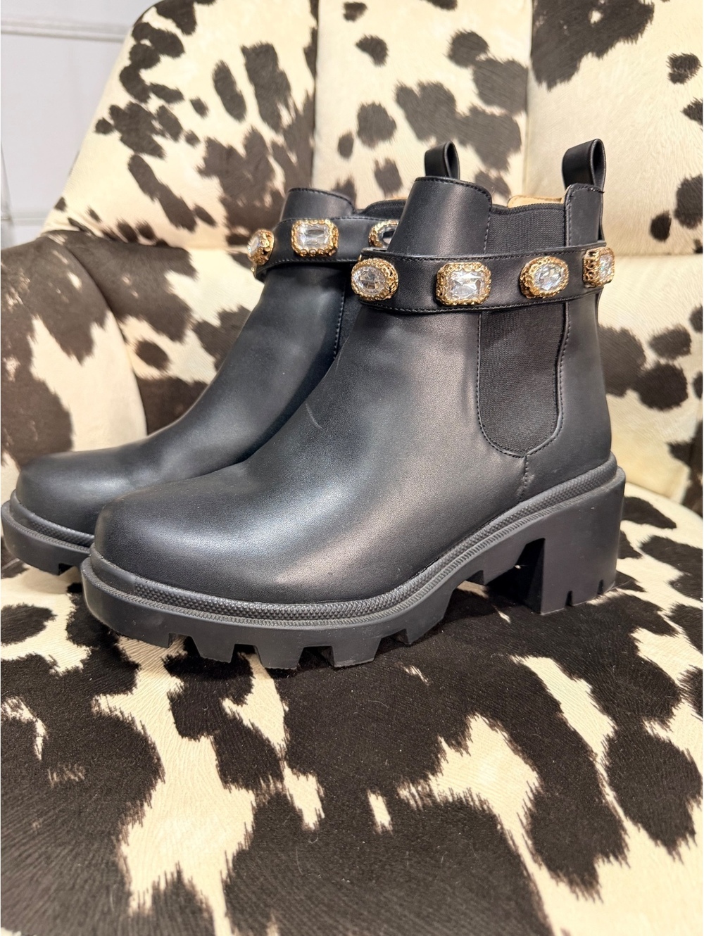 Black Chunky Heel Chelsea Boots with Decorative Gem Strap Size 7.5